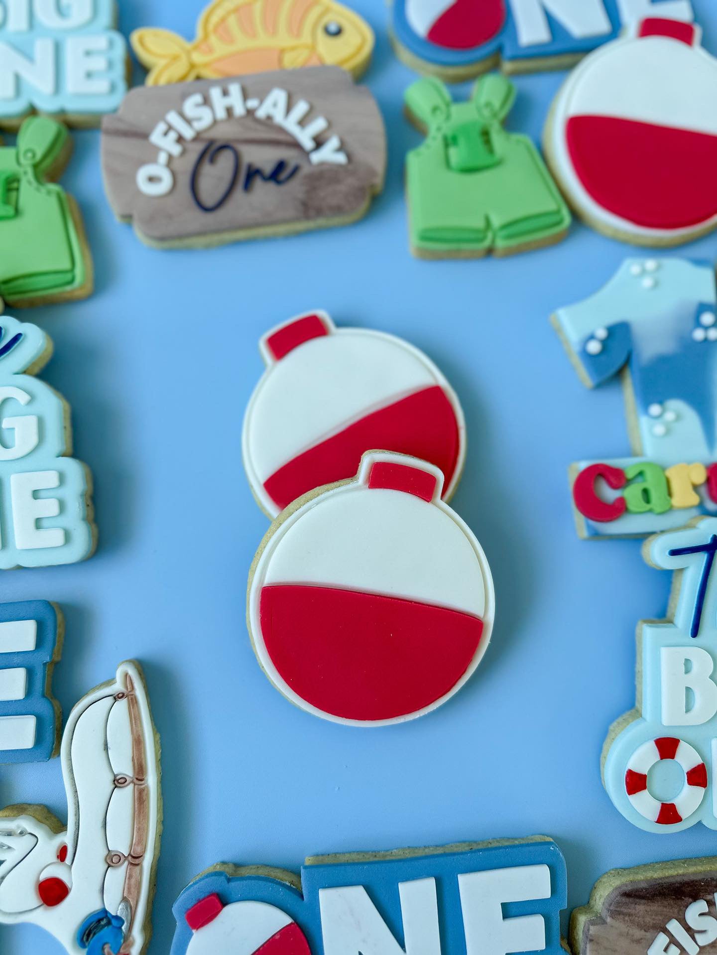 Bouy for fishing rod and matching cutter