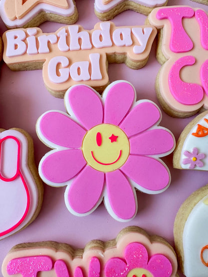 Star Eye Retro Flower Cookie Cutter and Stamp stl file