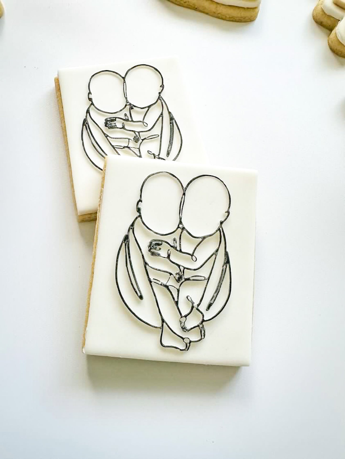 Twins Fine art lines  Debosser with matching cutter